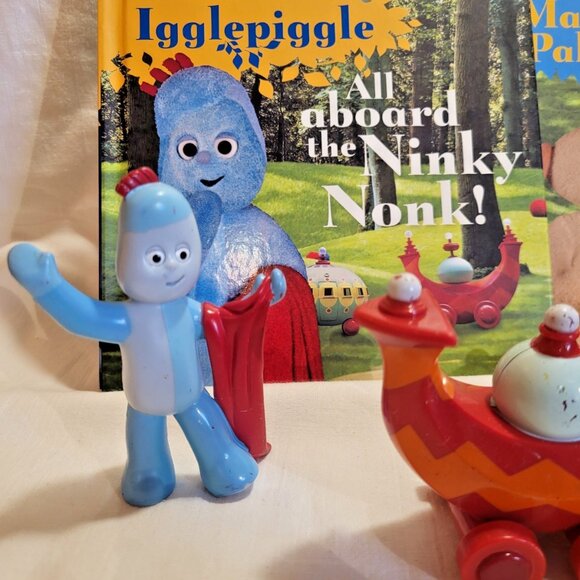 IN THE NIGHT GARDEN Collection BBC IGGLE UPSY MAKKA Ninky Nonk Train Set +figure - Picture 5 of 15